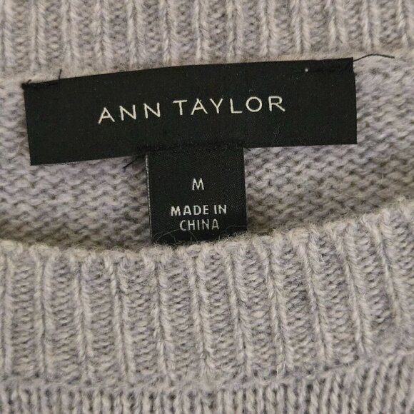 Ann Taylor Wool Cashmere Ruffled Hem Neutral Gray Sweater Size M - Picture 6 of 7